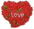 Сувенирна-магнитна-фигурка-сърце-декорирано-с-миниатюрни-рози-и-надпис-LOVE